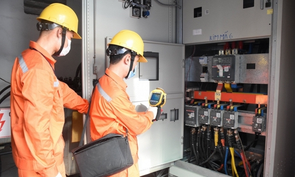 2 khung giờ cao điểm EVN cảnh báo người dân: Vì sao?