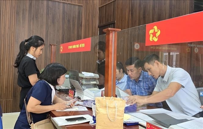 Hàng trăm thủ tục hành chính được Bộ Xây dựng cắt giảm sau sáp nhập