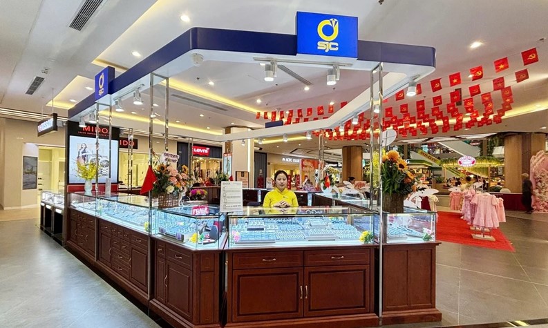 SJC báo lãi kỷ lục dù doanh thu chạm đáy