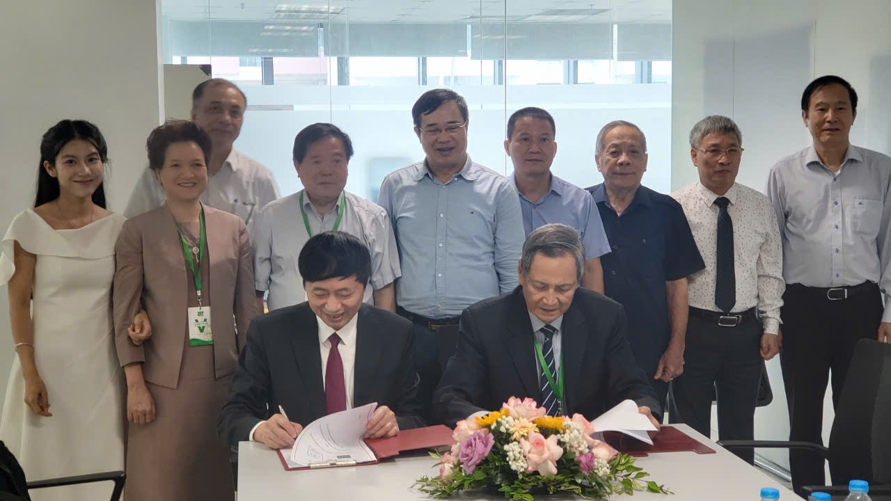 Hợp tác VOCA - VINALAB: Cú hích cho hệ sinh thái doanh nghiệp xanh ngành Mỹ phẩm và Tinh dầu