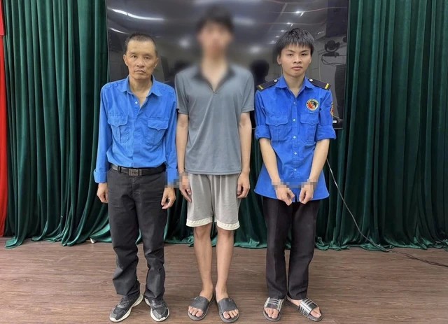 Bắt bảo vệ Vũ Anh Dũng SN 1972 và 2 đồng nghiệp