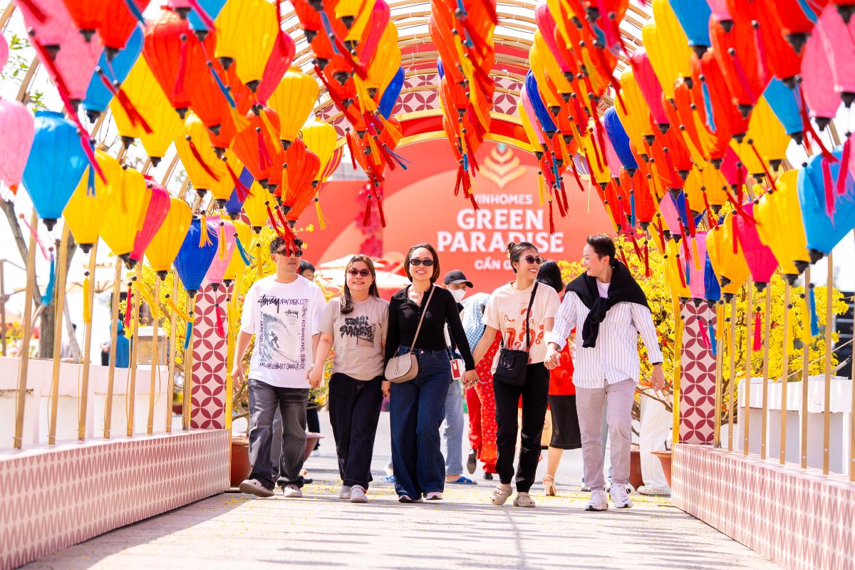 “Chốt” mua nhà từ một chuyến du xuân: Chuyện chỉ có ở Vinhomes Green Paradise Cần Giờ