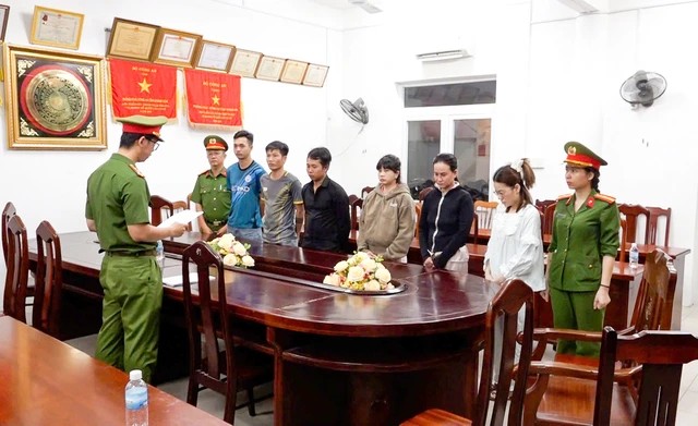 Thi hành lệnh bắt tạm giam Đoàn Yến Nhung