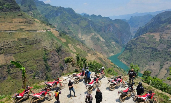 Chấn chỉnh tour xe máy chở khách du lịch cung Hà Giang Loop, lên kế hoạch chuẩn hóa nghiệp vụ