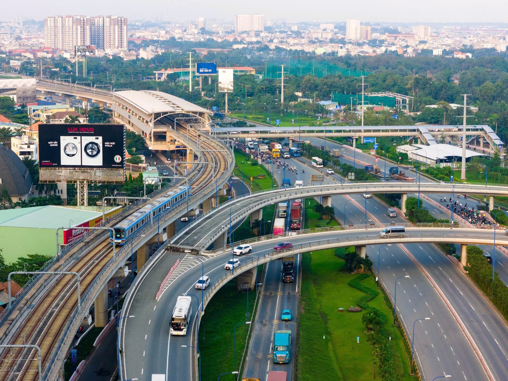 TP. Hồ Chí Minh sắp khởi công loạt “siêu dự án” hạ tầng