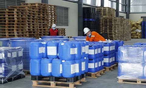 Bộ Tài chính đề xuất hoàn thiện cơ chế quản lý hóa chất theo hướng minh bạch