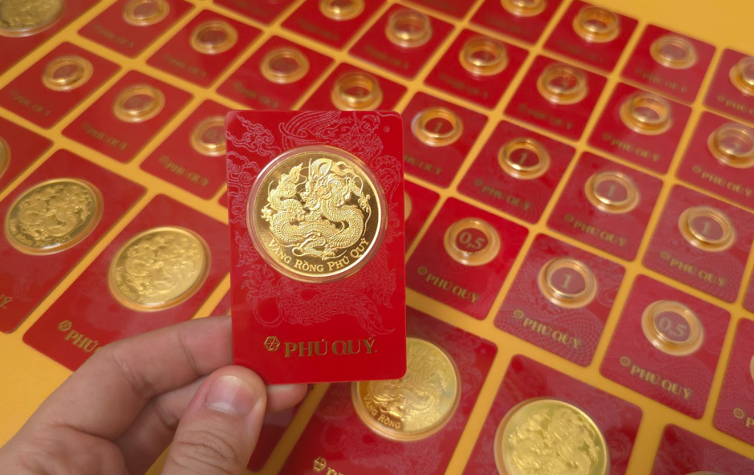 Giá vàng giảm 1,4 triệu đồng/lượng, tỷ giá USD 