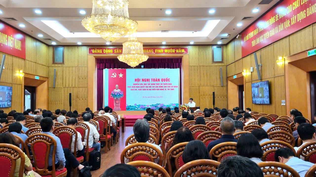 Quán triệt và triển khai Nghị quyết Đại hội XIV của Đảng cho các cơ quan báo chí, xuất bản và đại biểu văn nghệ sĩ, trí thức