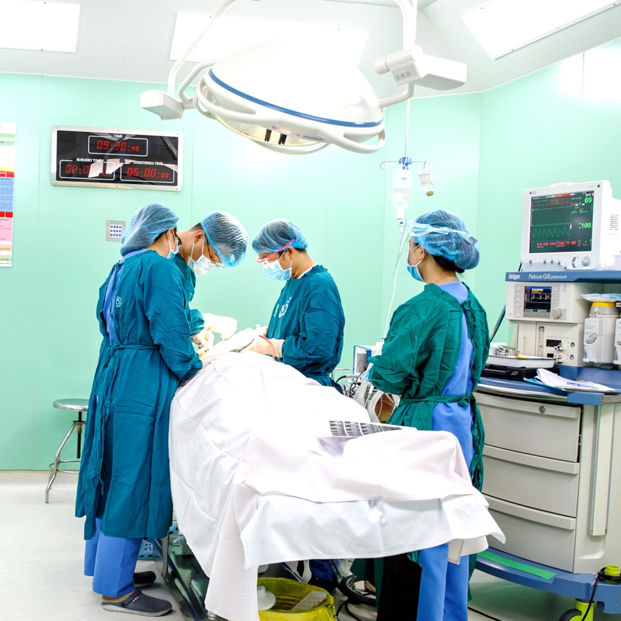 TP.HCM đầu tư y tế chuyên sâu gắn với chuyển đổi số và trách nhiệm cộng đồng