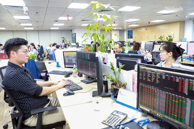 Làm rõ trách nhiệm pháp lý trong thử nghiệm mô hình kinh doanh chứng khoán mới