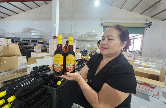 Từ nước mắm truyền thống vươn tới sản phẩm OCOP 5 sao