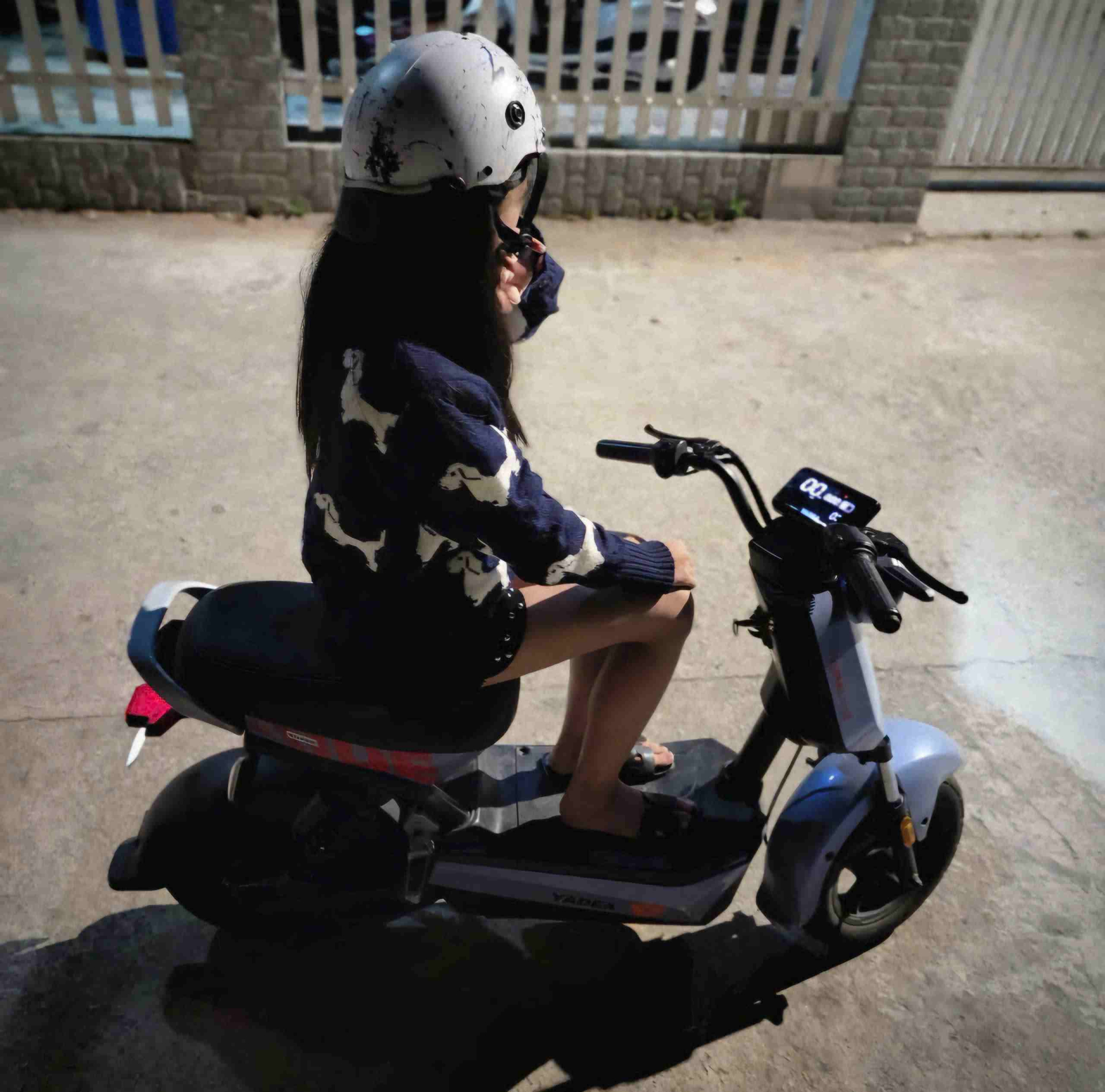 Nữ sinh lớp 8 mất liên lạc sau buổi học ở trung tâm: Gia đình tiết lộ chi tiết bất thường