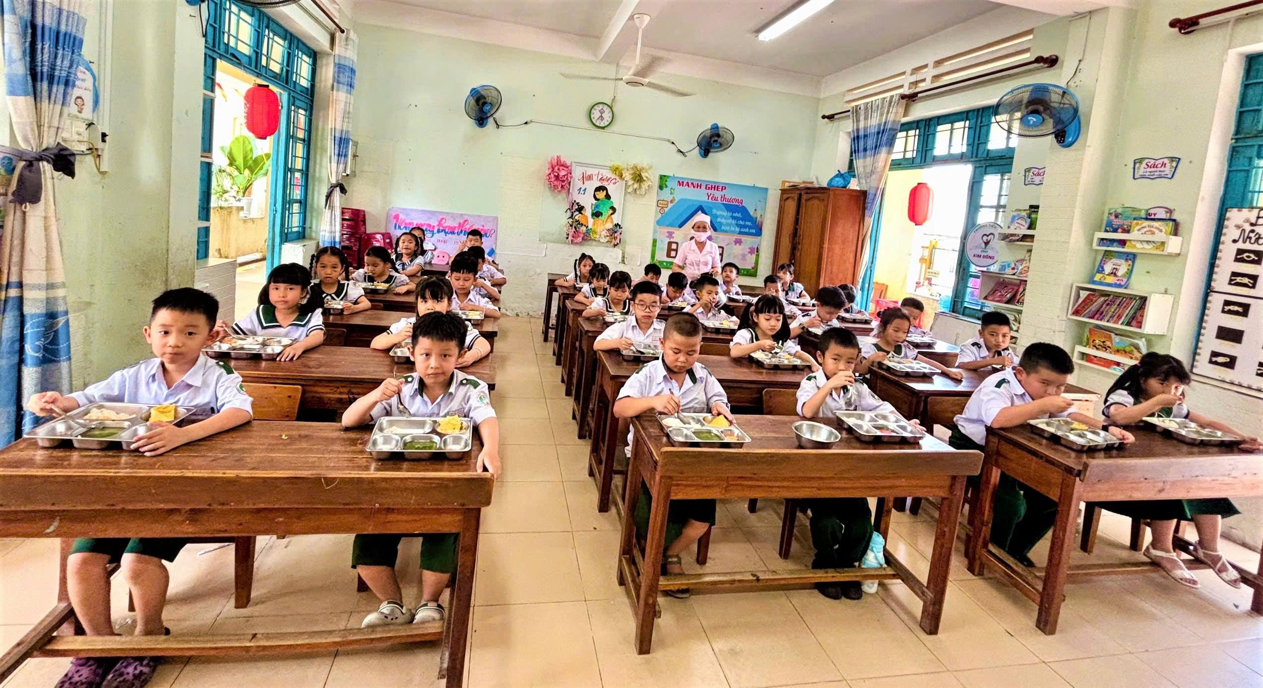 Đà Nẵng: Kiểm soát an toàn thực phẩm trong trường học