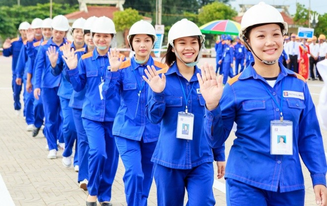 Đề xuất tăng thu nhập, giảm giờ làm trước thềm Đại hội Công đoàn Việt Nam